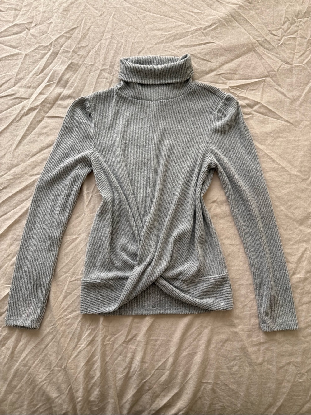 Almost Famous Light Gray Ribbed Twist-Front Turtleneck Sweater